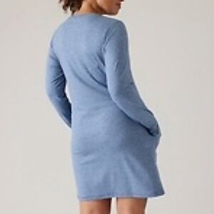 Athleta Uptempo Long Sleeve Athletic Dress Light Blue Size Medium